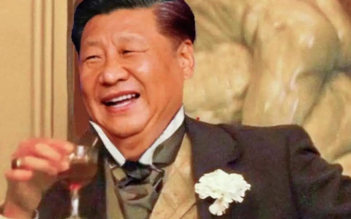 China is mass-producing DUV scanners. ASML fell 8%